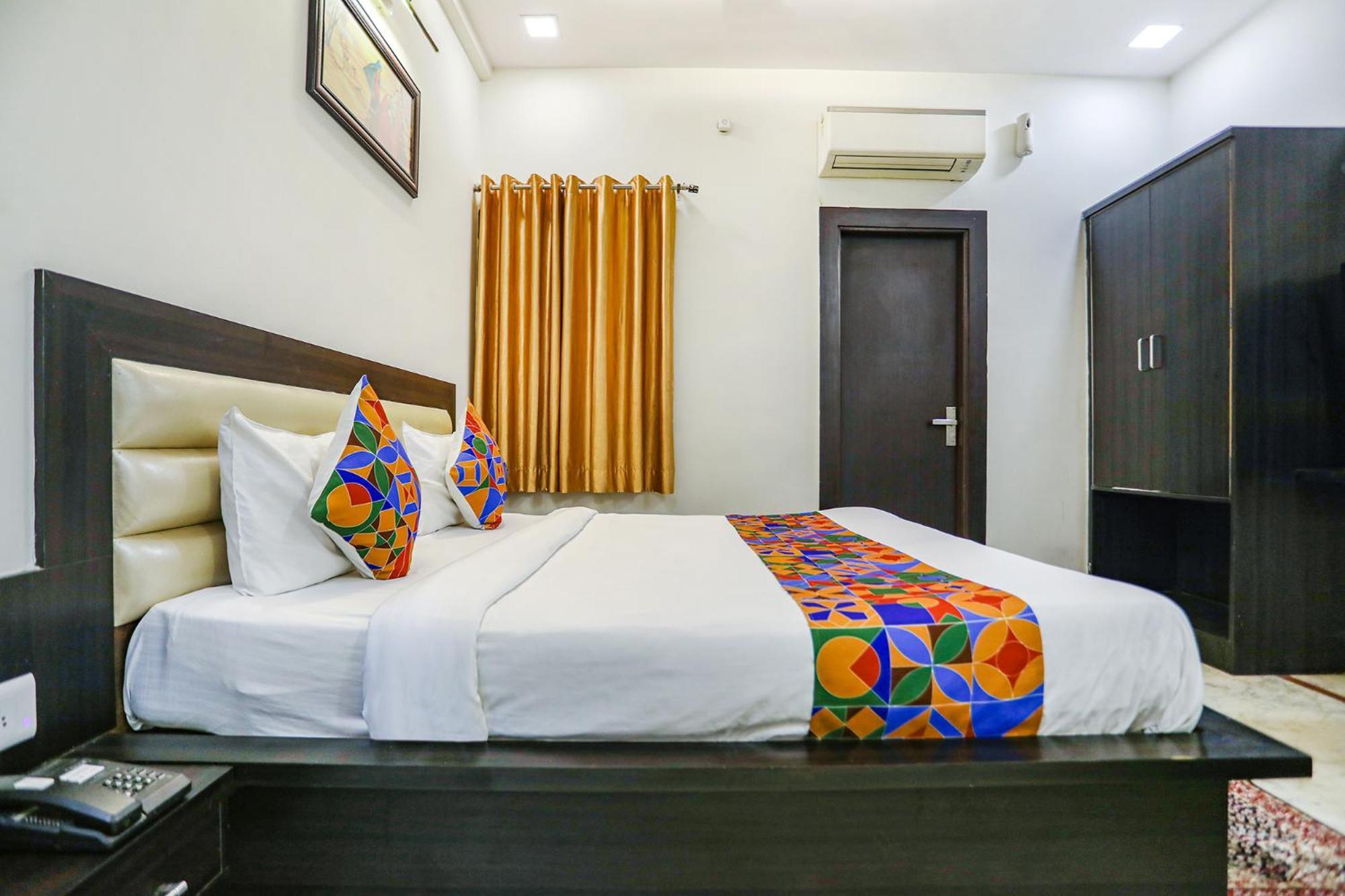 Fabhotel Aaradhya Residency Agra  Exteriör bild