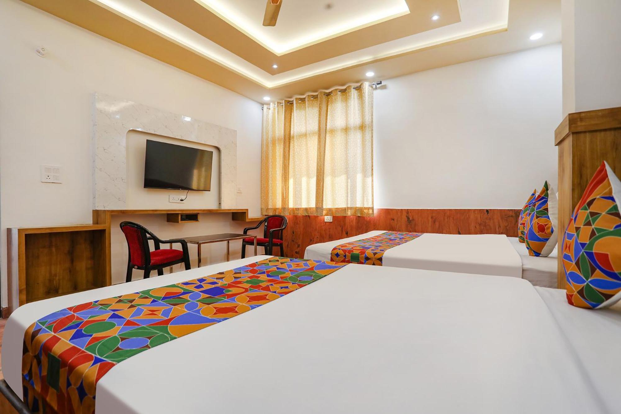 Fabhotel Aaradhya Residency Agra  Exteriör bild